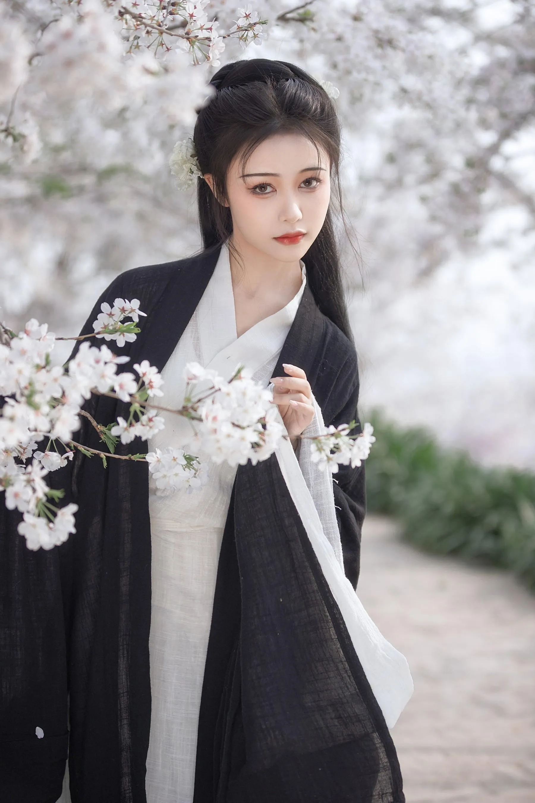 [YITUYU艺图语]2022.08.17 白樱 梨一依 [25P]插图2